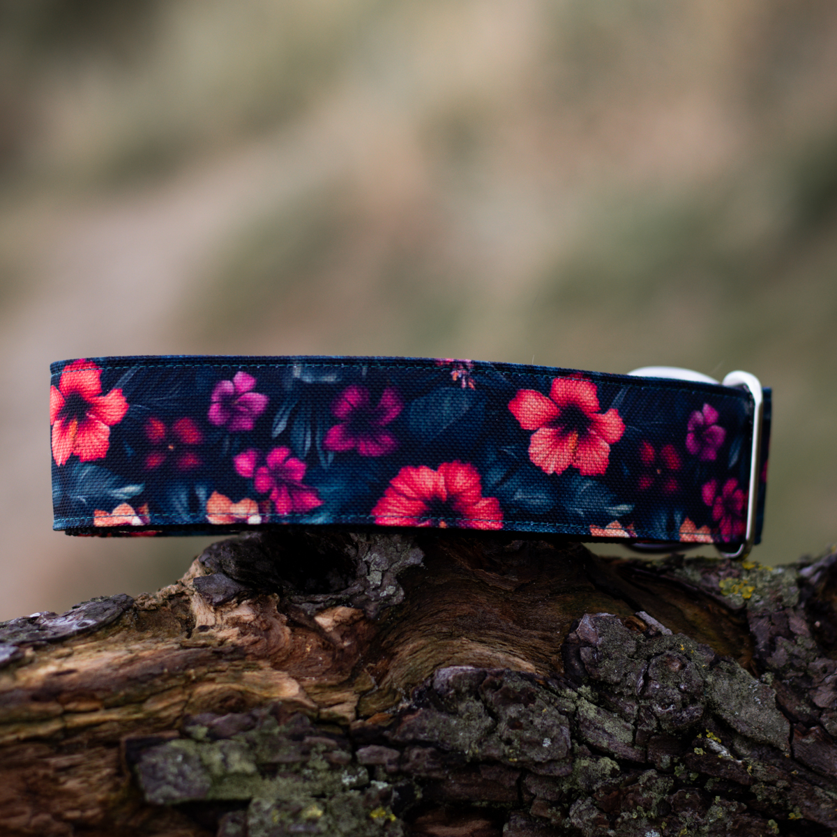 handgemaakte hondenhalsband met outdoor stof